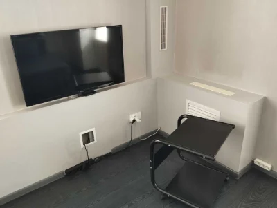 Apartment for sale, (3 rooms, Stalinist building, center)