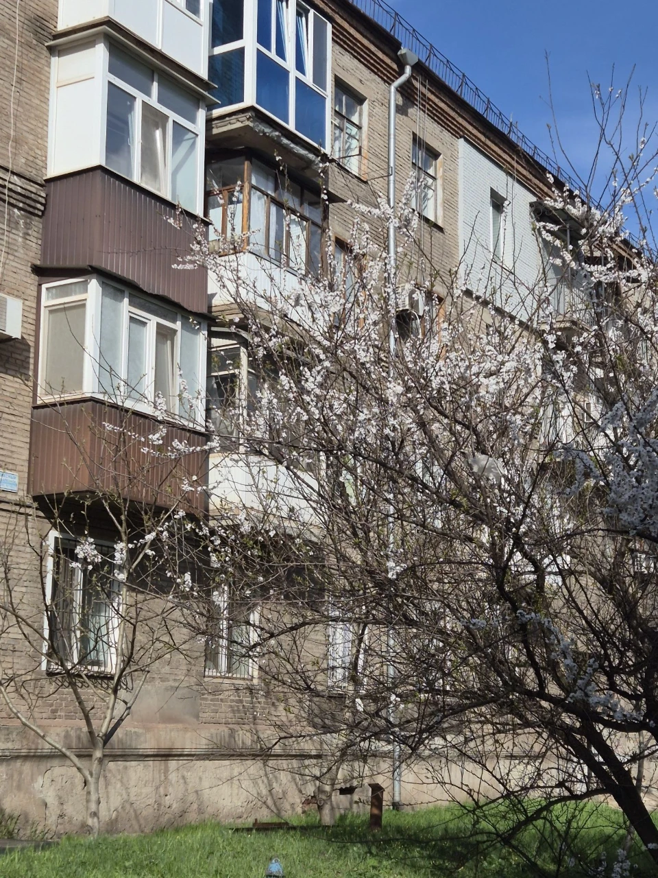 Продам большая 2х комн квартира пр. Гагарина Металлургически