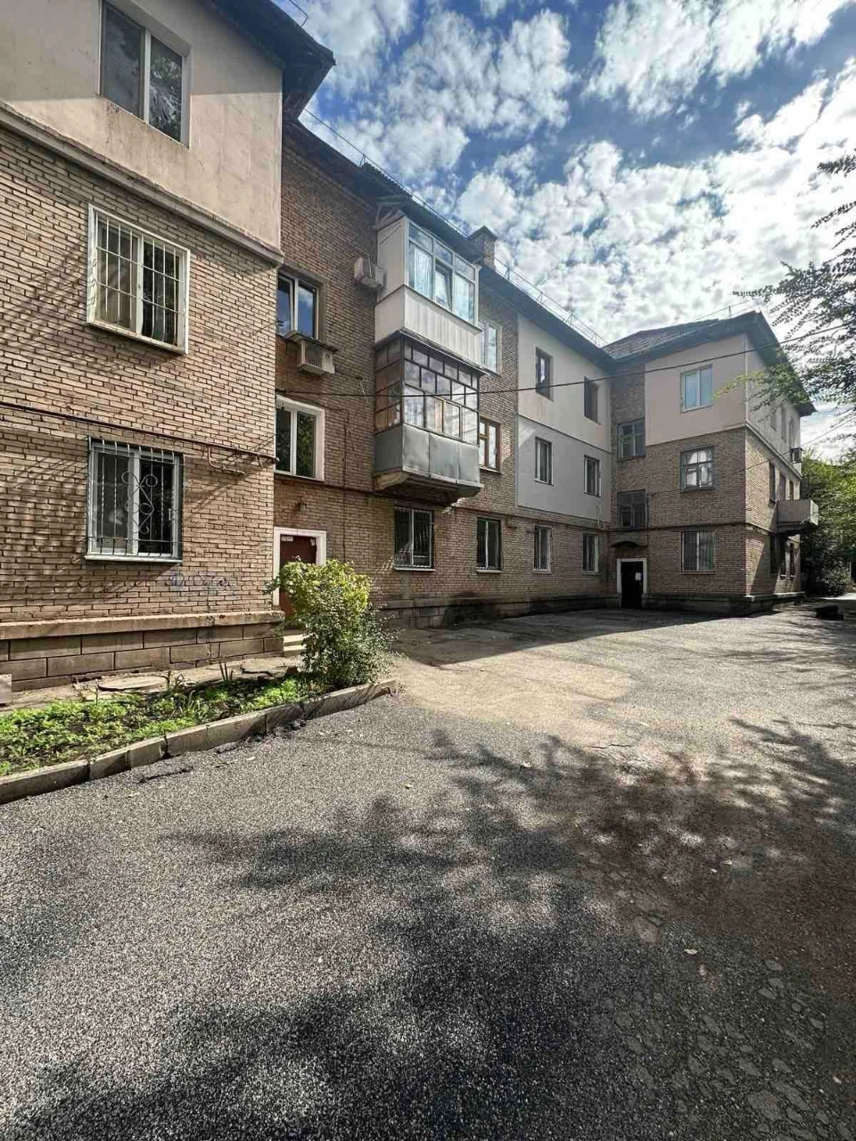 2 room apartment for sale, Хабаровska St. 11, Soschmisto