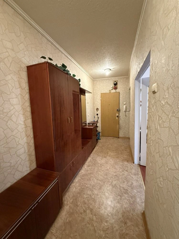 For sale, 3-room apartment in Eastern -1