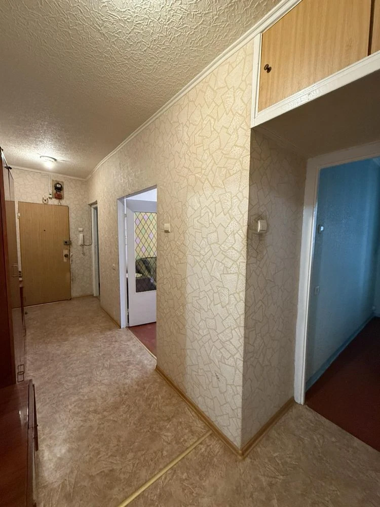 For sale, 3-room apartment in Eastern -1