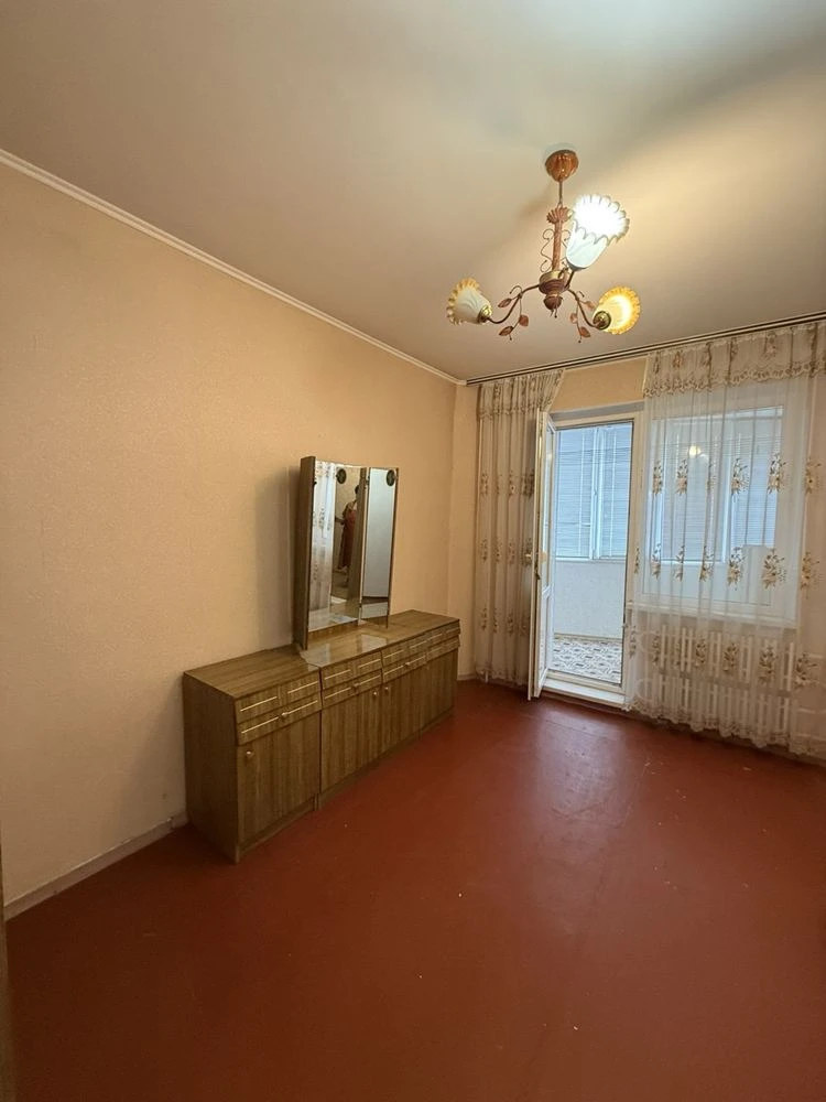 For sale, 3-room apartment in Eastern -1