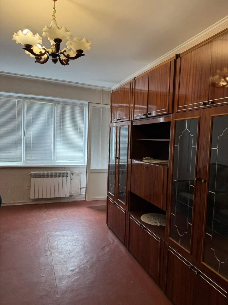 For sale, 3-room apartment in Eastern -1