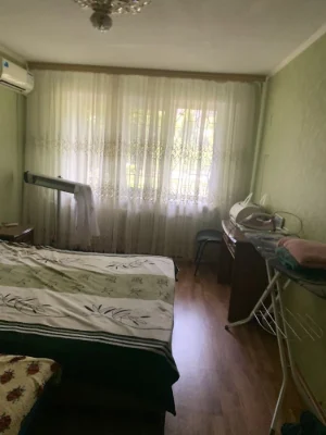 For Sale: 3-room apartment on Gagarin Avenue (University stop).