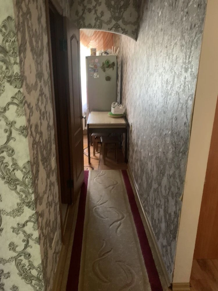 For Sale: 3-room apartment on Gagarin Avenue (University stop).