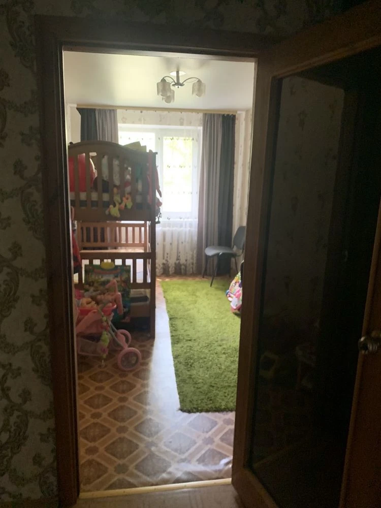 For Sale: 3-room apartment on Gagarin Avenue (University stop).