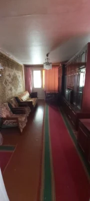 Продажа 3-комнатной квартиры под ремонт. Уступки.
