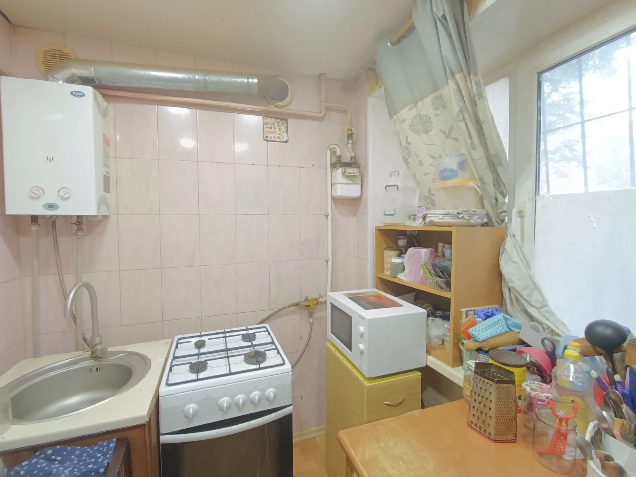 For sale, spacious apartment in the city center on Haritonova Street