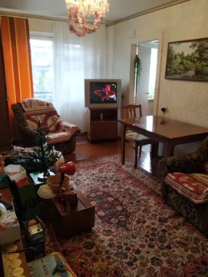 Selling/Trading a 4-room apartment