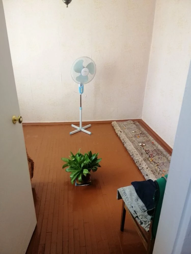 Selling/Trading a 4-room apartment