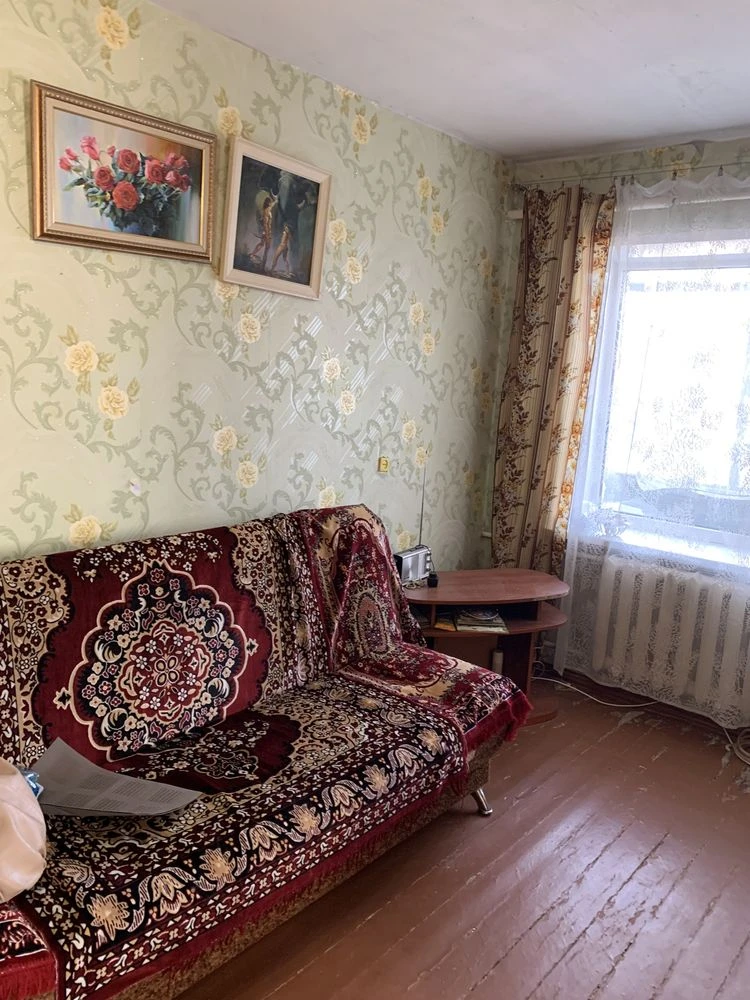 Продаю квартиру, 95 квартал, 3-кімнатну