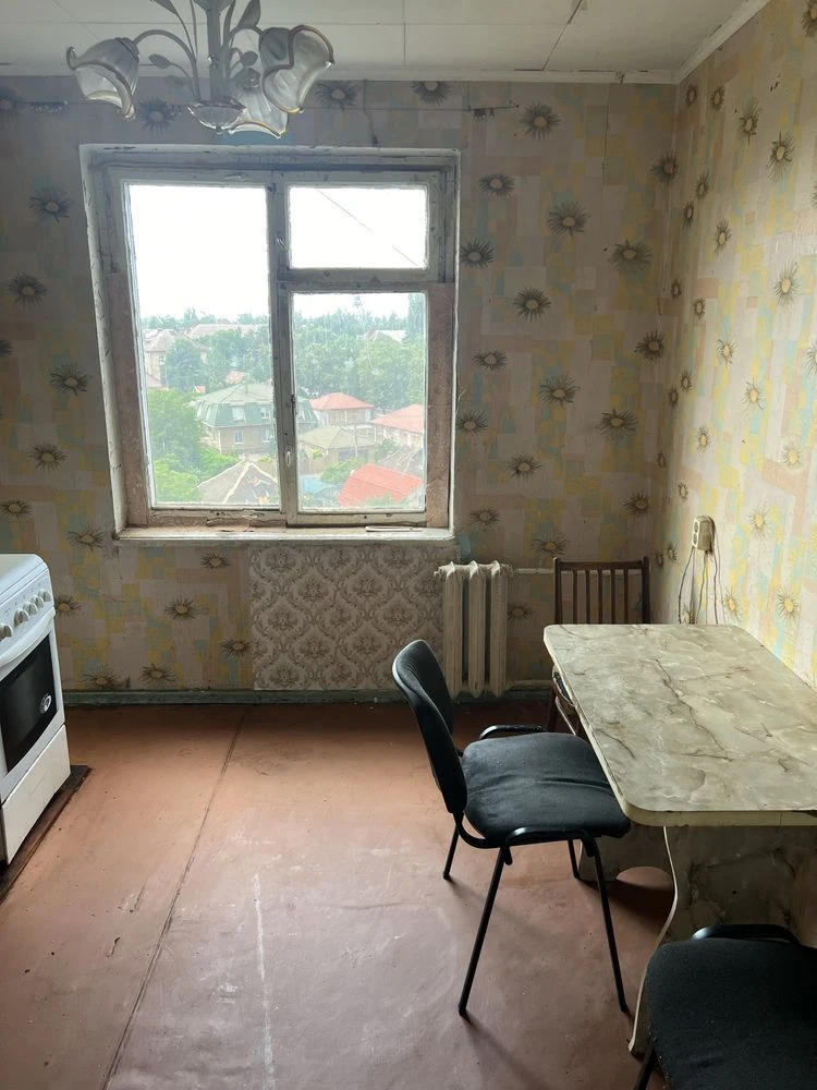 Продажа на Мира , 3 комнатная квартира.