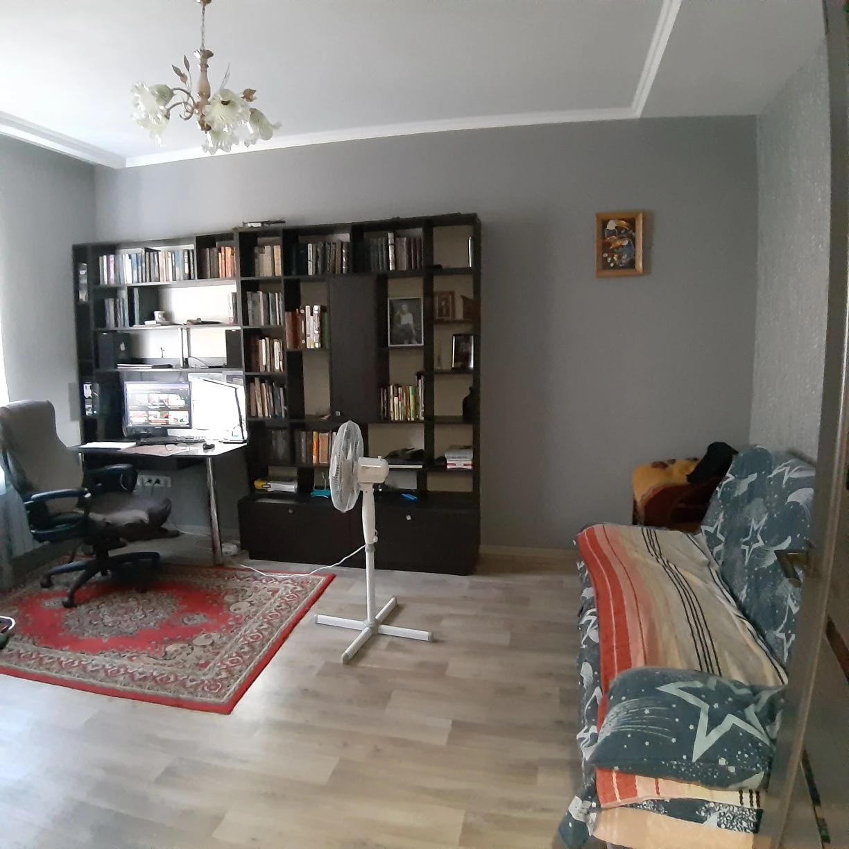 For Sale: 3-room apartment on Karachun