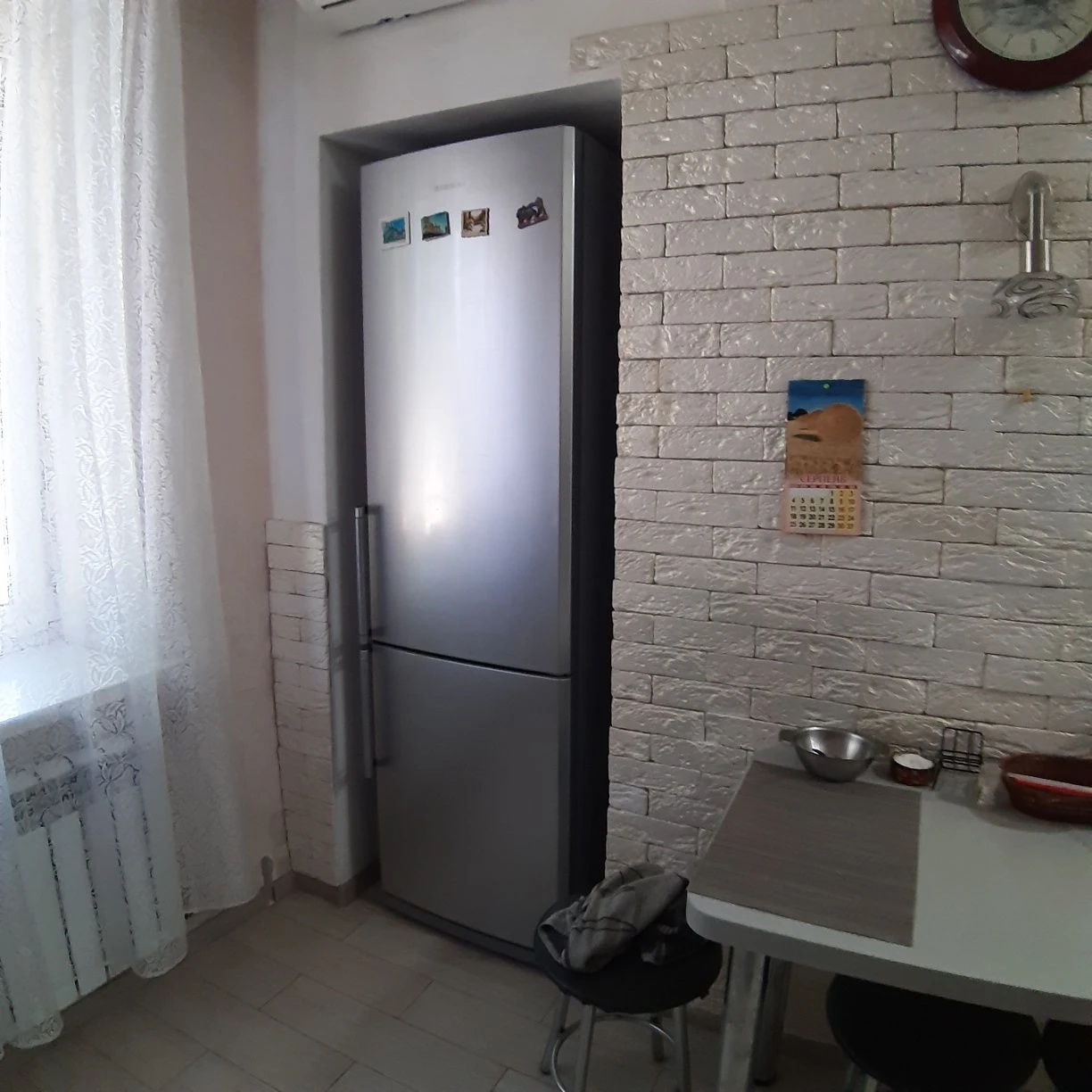 For Sale: 3-room apartment on Karachun