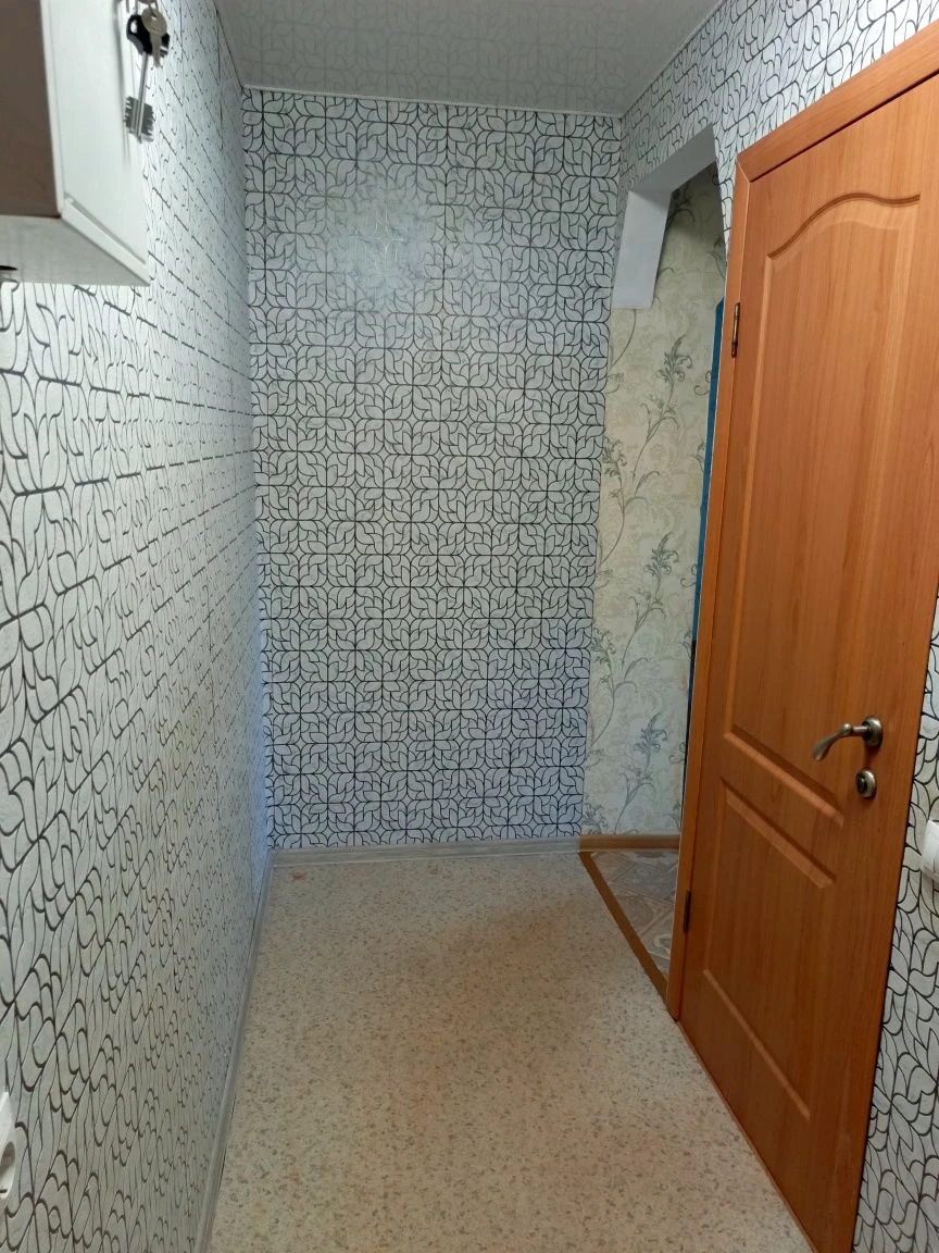 For Sale: 2-room apartment in Sosgorod Vostok
