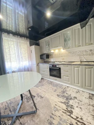 For Sale: 3-bedroom apartment in the 95th district
