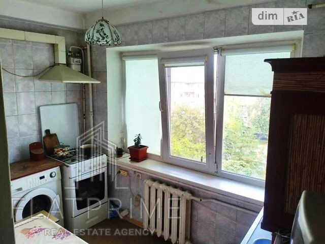 For sale 2 rooms on Danylo Shcherbakivskoho St.