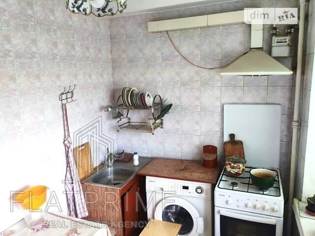 For sale 2 rooms on Danylo Shcherbakivskoho St.
