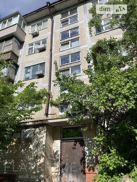 For sale 2 rooms on Danylo Shcherbakivskoho St.