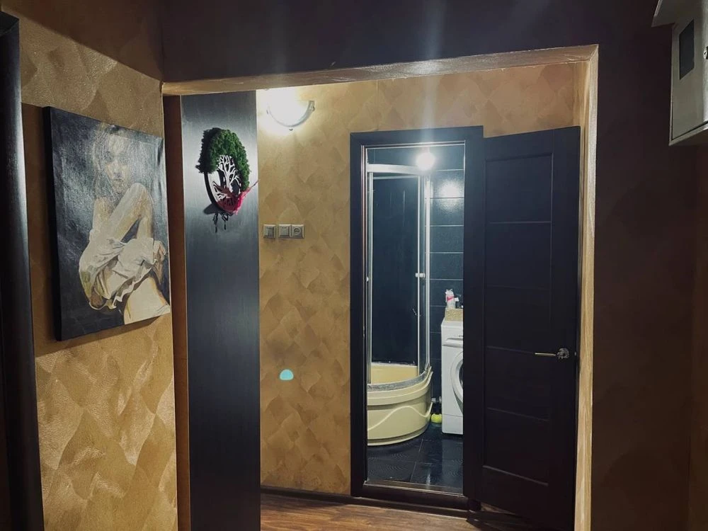 Apartment on Druzhbe! Fully furnished, Move-in ready!