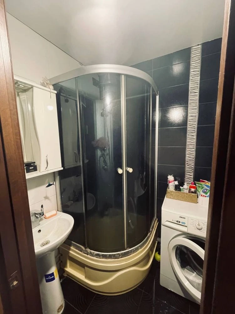 Apartment on Druzhbe! Fully furnished, Move-in ready!