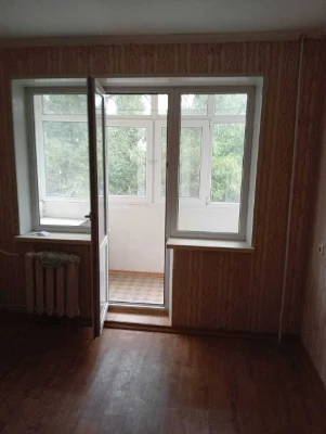 Продается 3-комнатная квартира на ул. Соборности 105