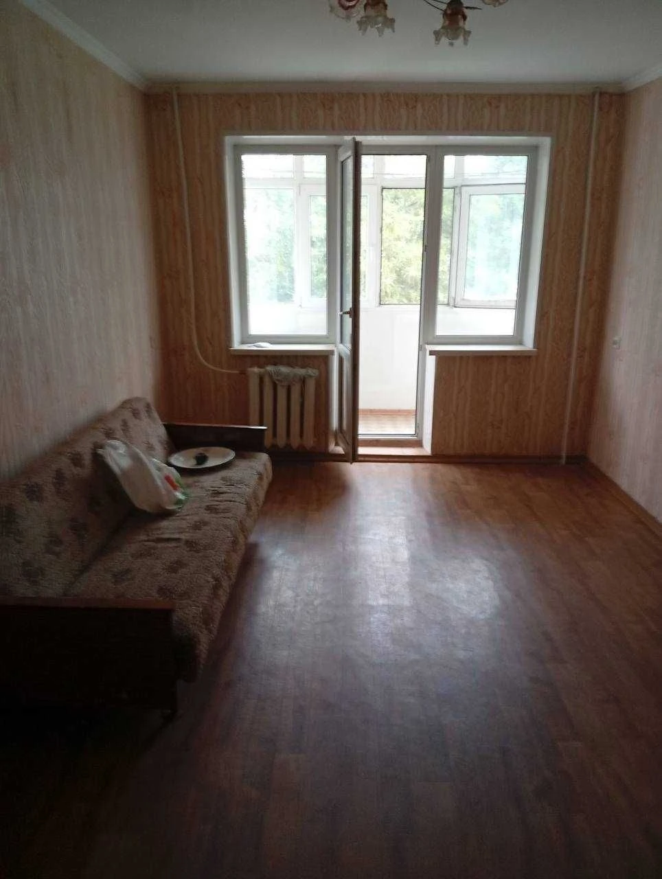 Продается 3-комнатная квартира на ул. Соборности 105