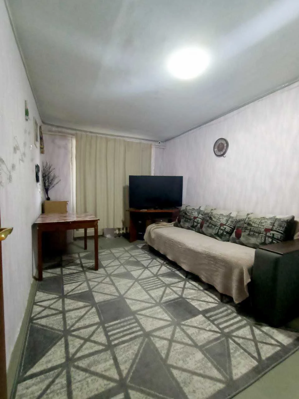 Продается 2-комнатная квартира по ул. Металургов (Соц. Город)