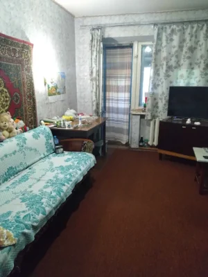 Продається 3-кімнатна квартира на вулиці Дружбі