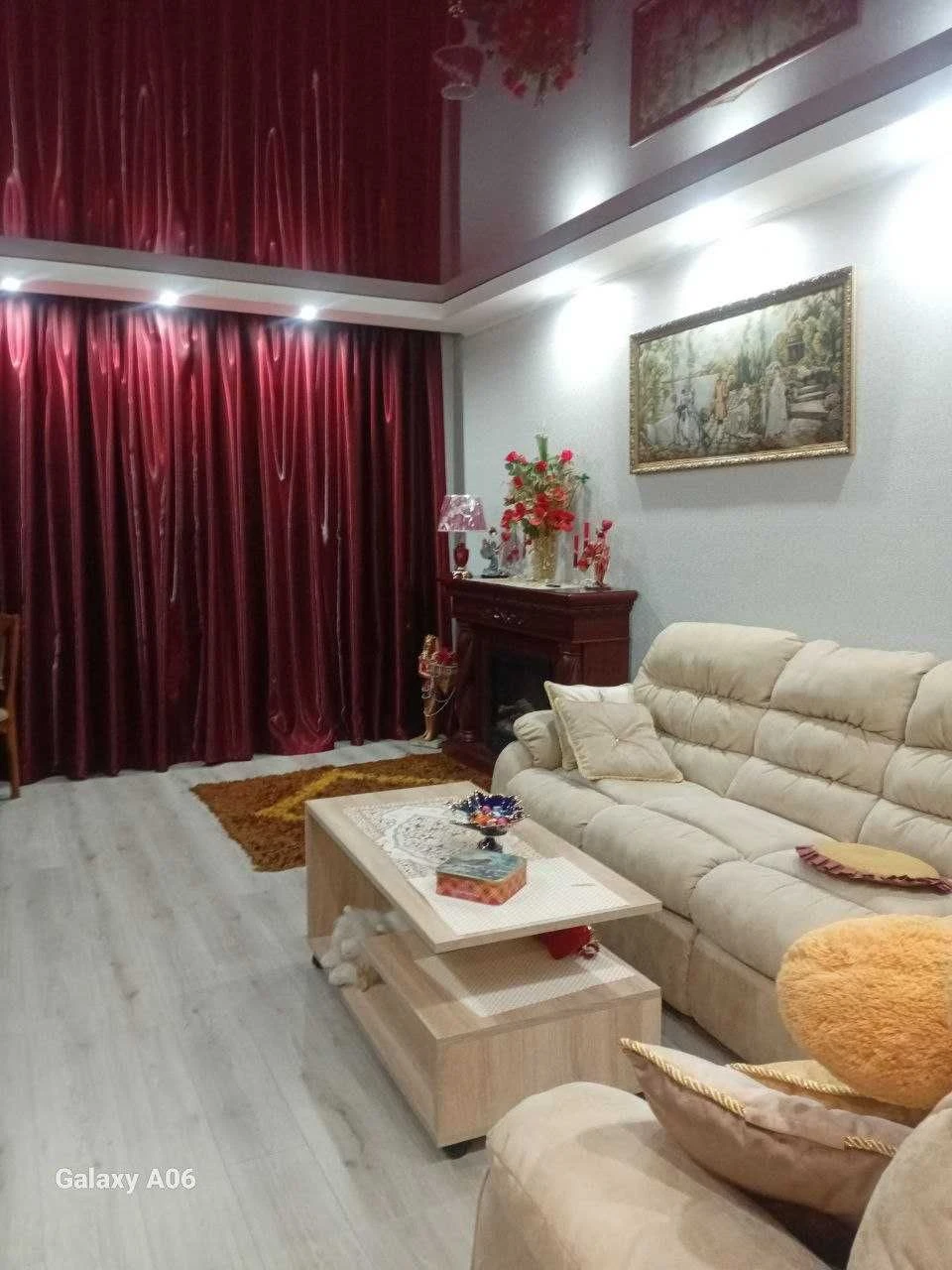 Продаю 3х комнатную высокогабаритную квартиру