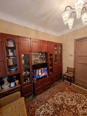 Продается 2-комнатная квартира, центр города