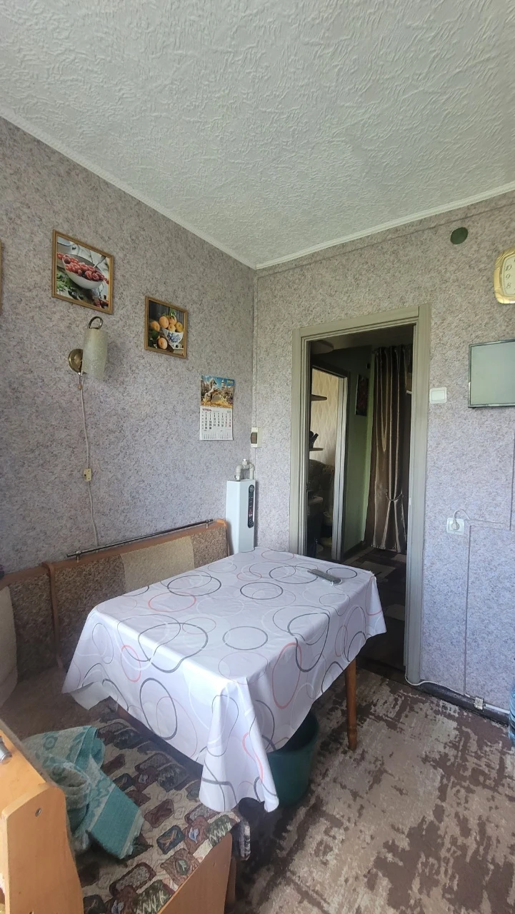 Продається 3-кімнатна квартира в Марганце. РОЗТРАЧ!