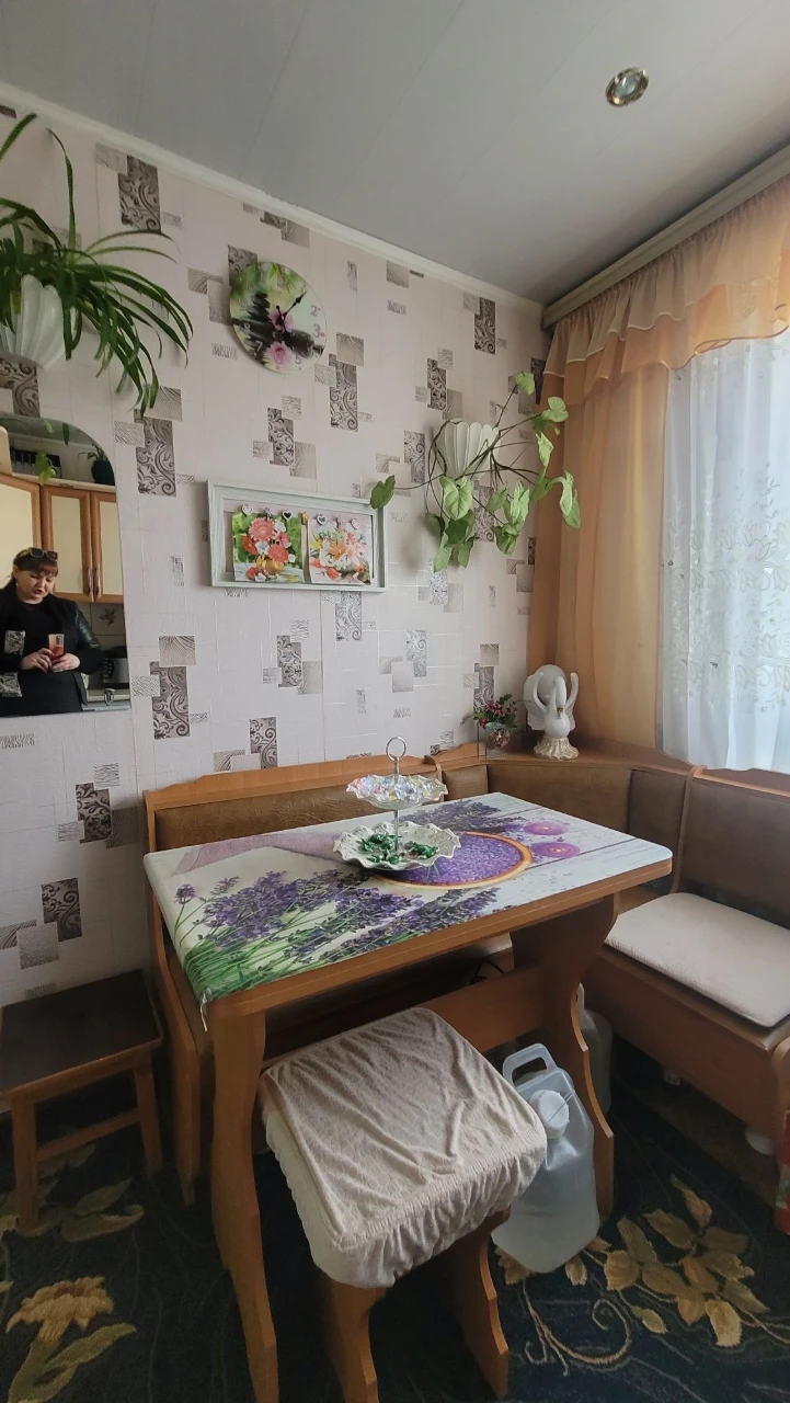 Продається 1-кімнатна квартира. Можливий обмін на будинок.