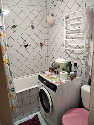 Терміново продам квартиру не угловая
