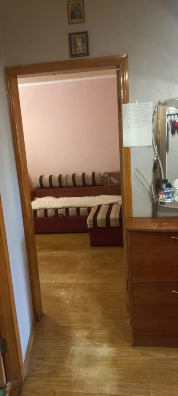 Продается трехкомнатная квартира