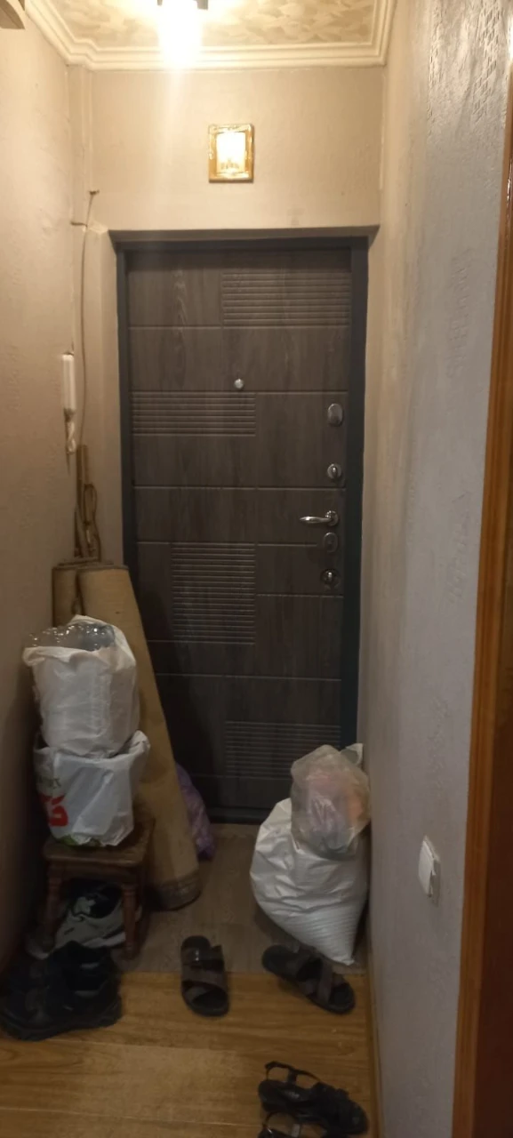 Продается трехкомнатная квартира