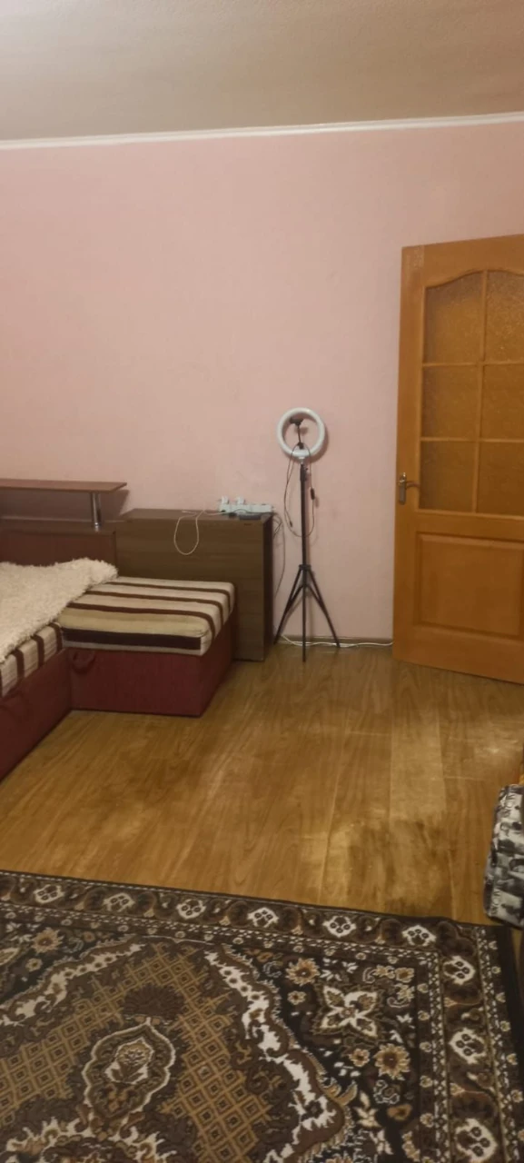 Продается трехкомнатная квартира