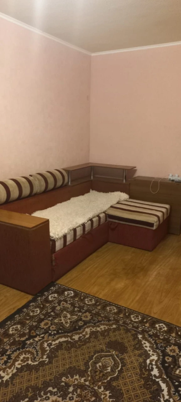 Продается трехкомнатная квартира