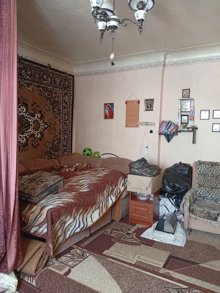 Продам двушку срочно