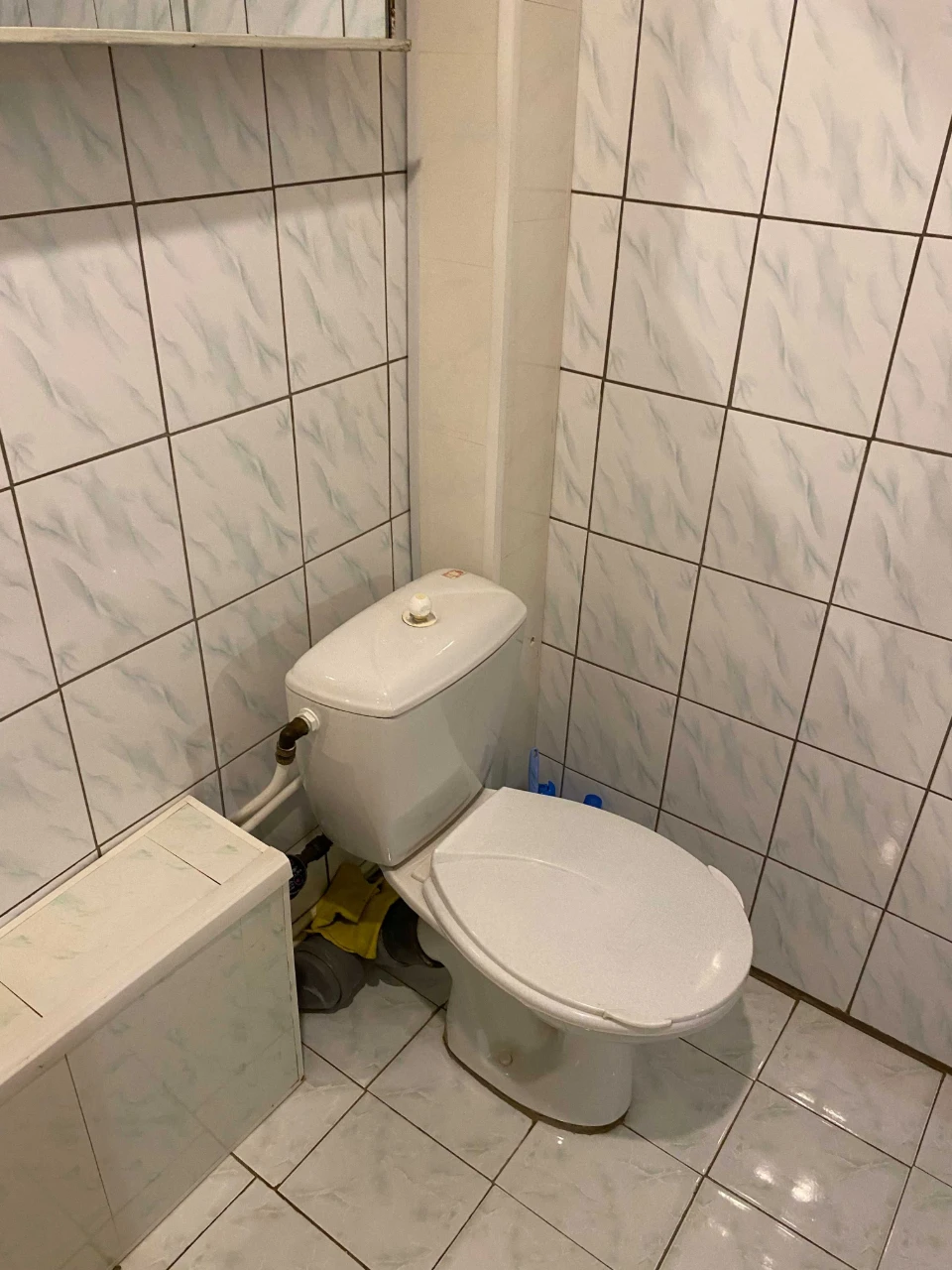 Продам двух комнатную  квартиру.