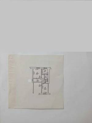 Продам 2-комн. квартиру - сталинку