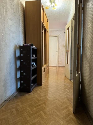 Продажа трехкомнатной квартиры в девятиэтажном доме