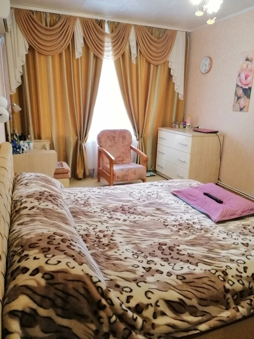 Продается 3-комнатная квартира