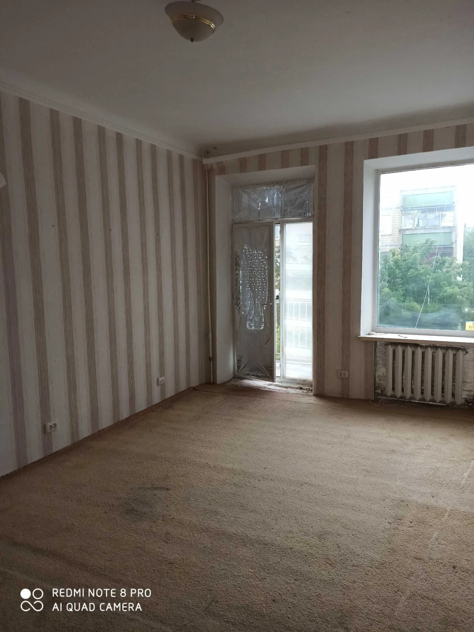 2-х.к.кв. в старой части 60м2, кухня 10м2.