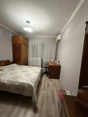 АН Продается 3 ком кв 40 лет