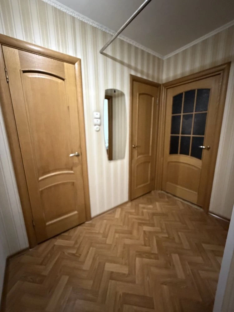 АН Продается 3 ком кв 40 лет
