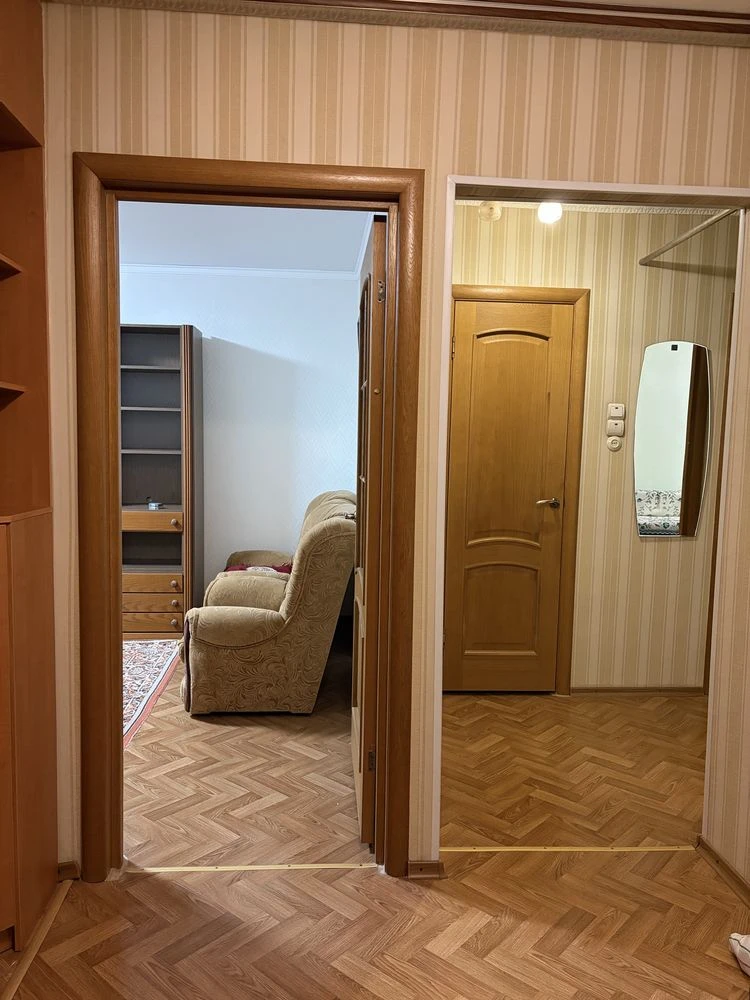АН Продается 3 ком кв 40 лет