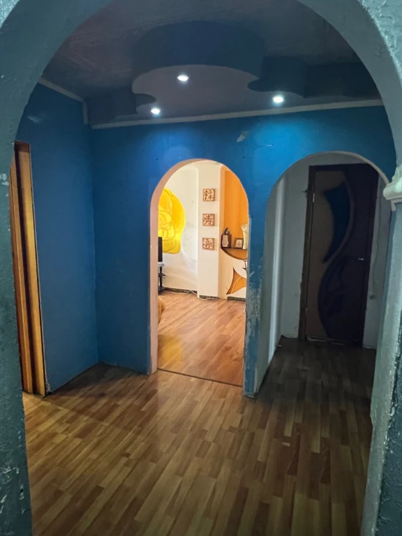 Продається 3-кімнатна квартира