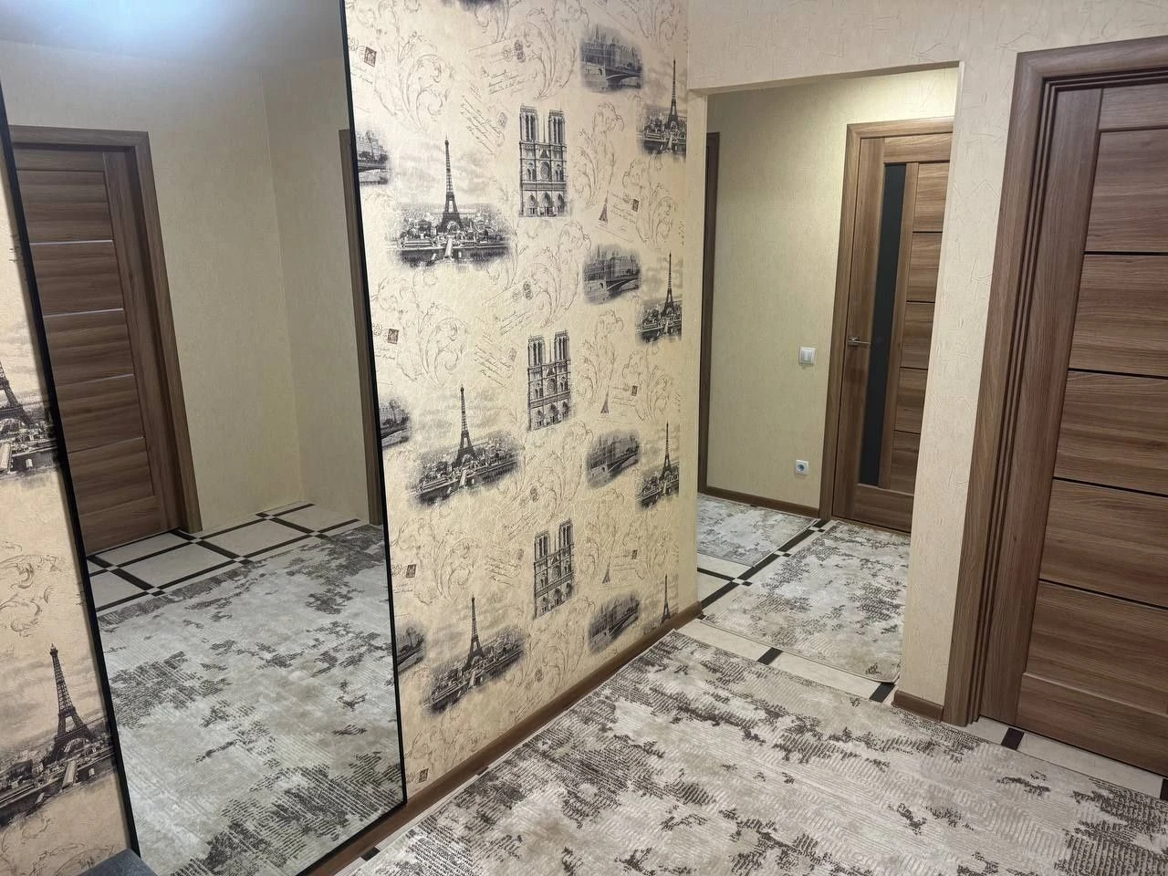 Продается, 2-комнатная квартира, г. Павлоград, район ПЗТО