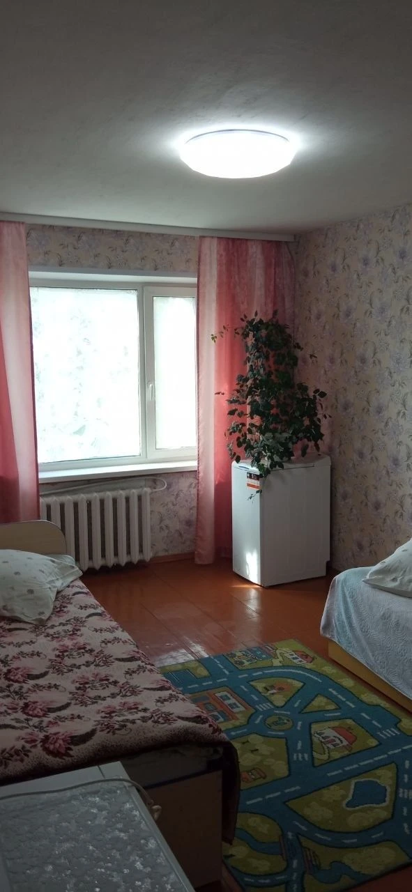 Продам 3-х кімнатну квартиру
